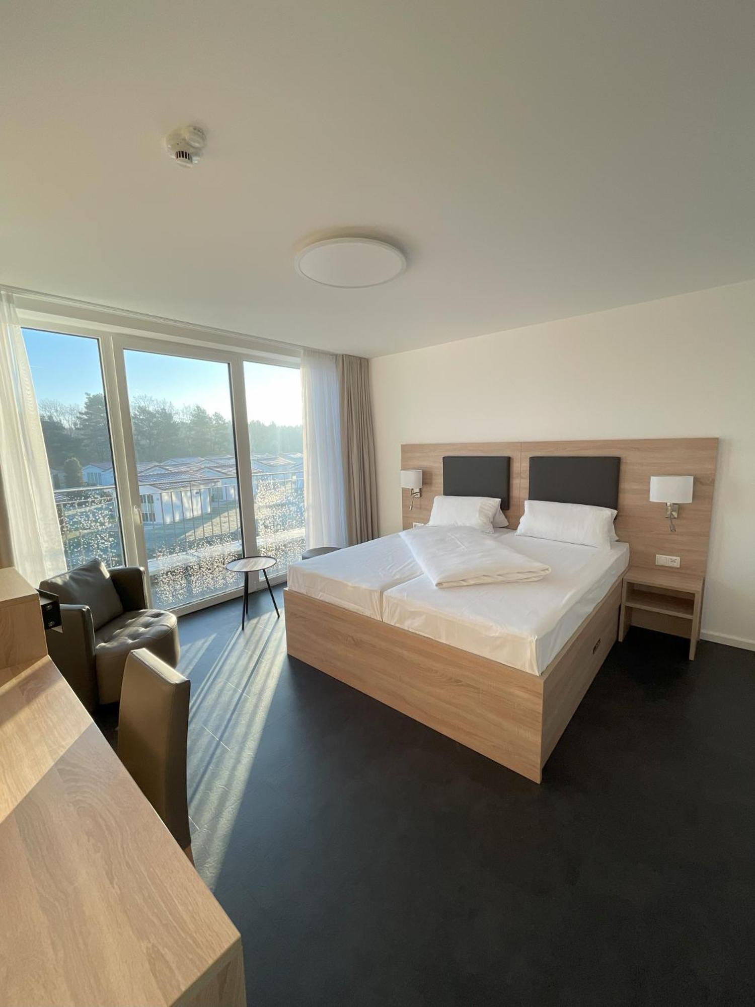 Havellandhalle Resort - Hotel, Sport Und Wellness Seeburg  Exterior photo