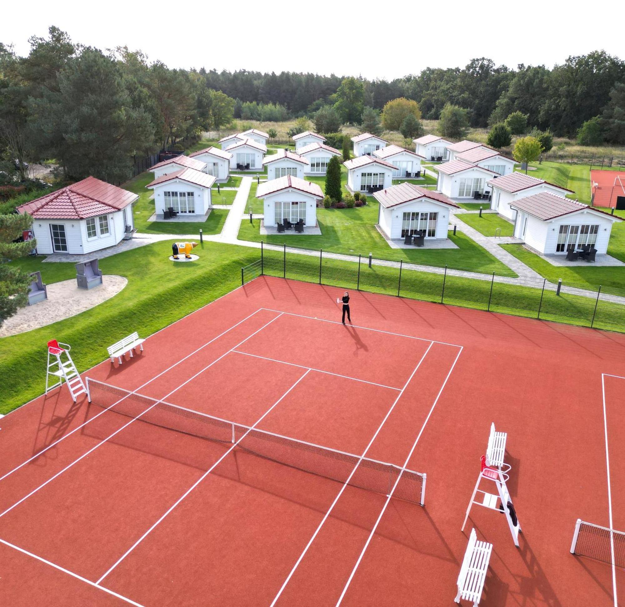 Havellandhalle Resort - Hotel, Sport Und Wellness Seeburg  Exterior photo